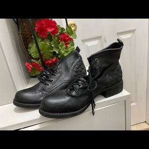 Sam Edelman boot size 7